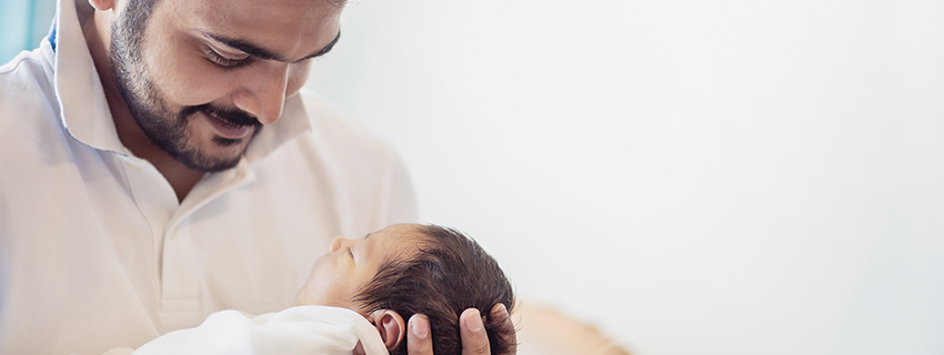 The right ways for dads to bond with babies